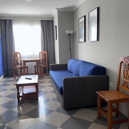 Apartamentos Nina De Oro Torremolinos Bagian luar foto