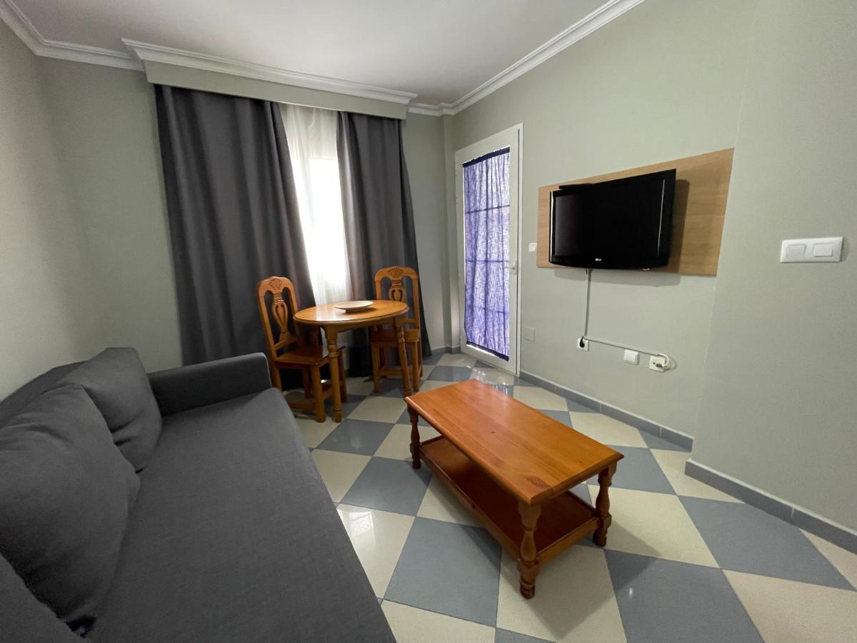 Apartamentos Nina De Oro Torremolinos Bagian luar foto