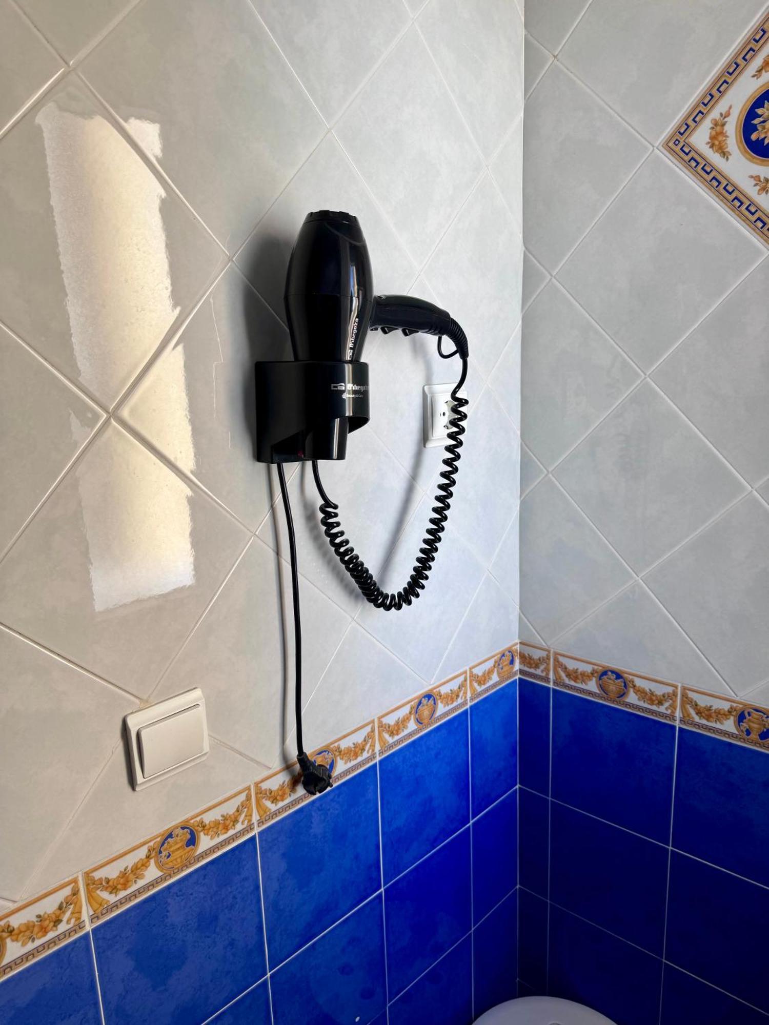 Apartamentos Nina De Oro Torremolinos Bagian luar foto