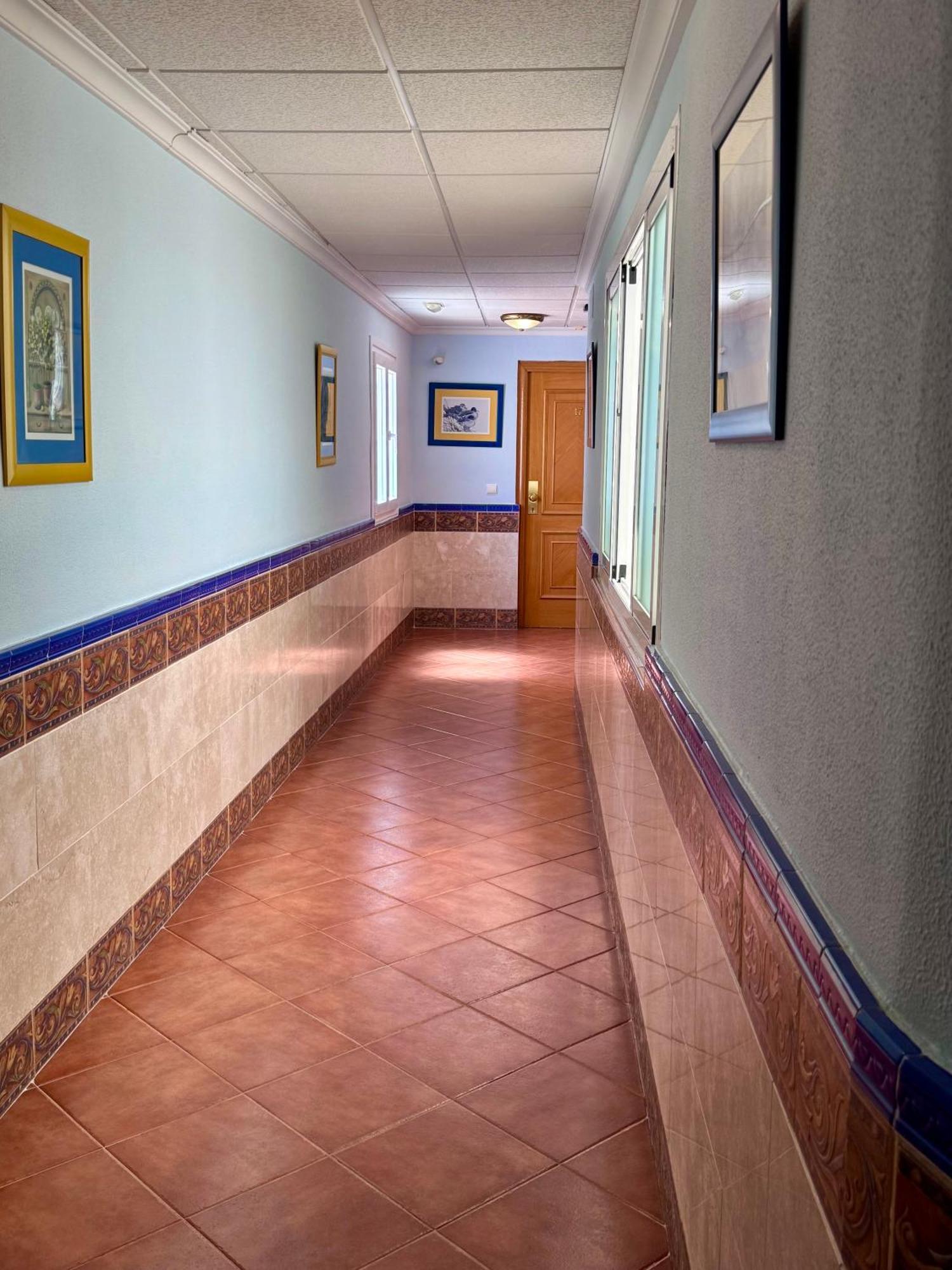 Apartamentos Nina De Oro Torremolinos Bagian luar foto