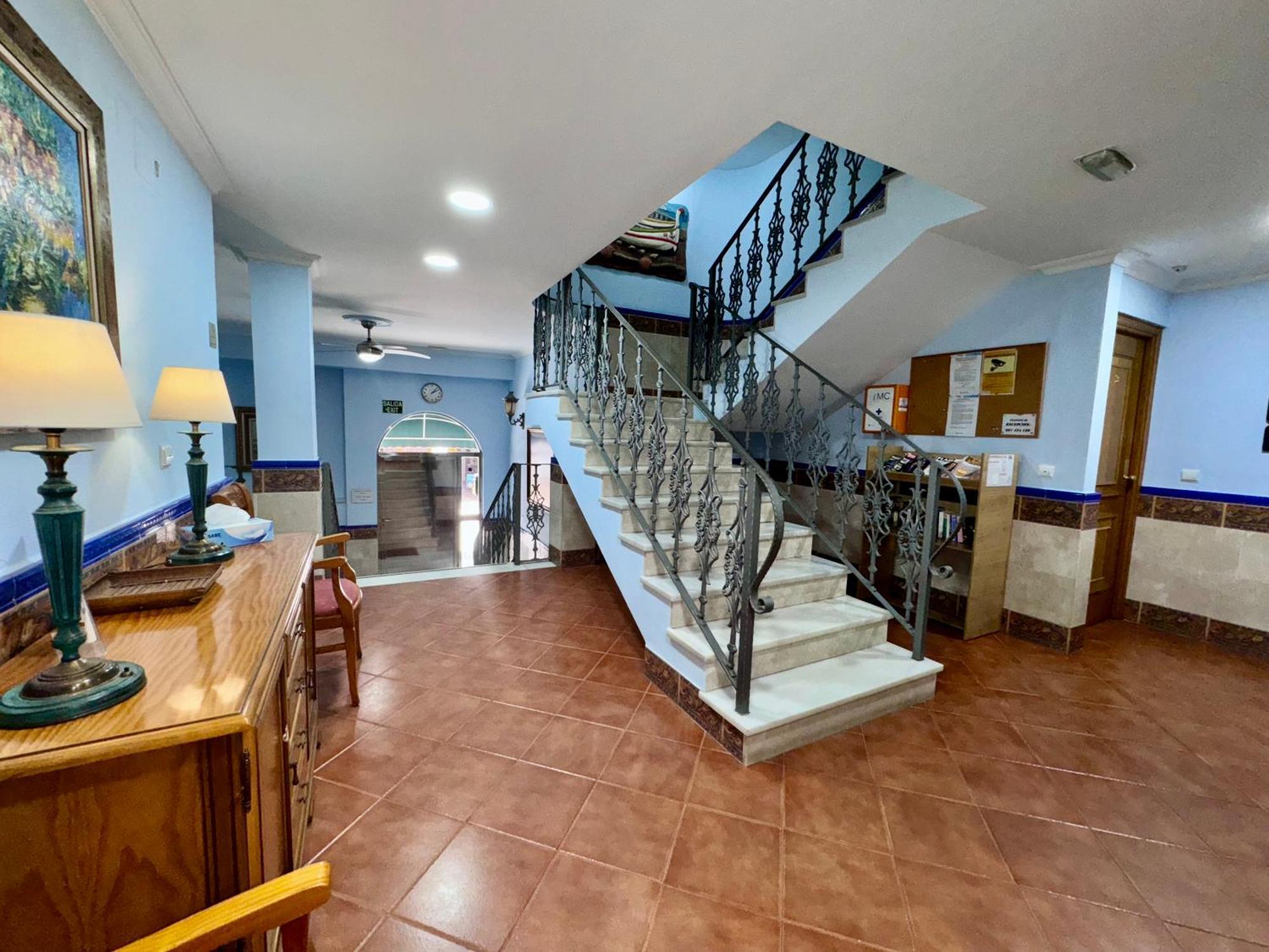 Apartamentos Nina De Oro Torremolinos Bagian luar foto