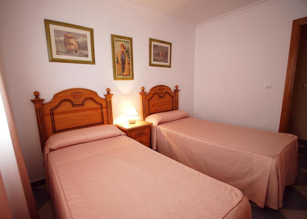 Apartamentos Nina De Oro Torremolinos Ruang foto