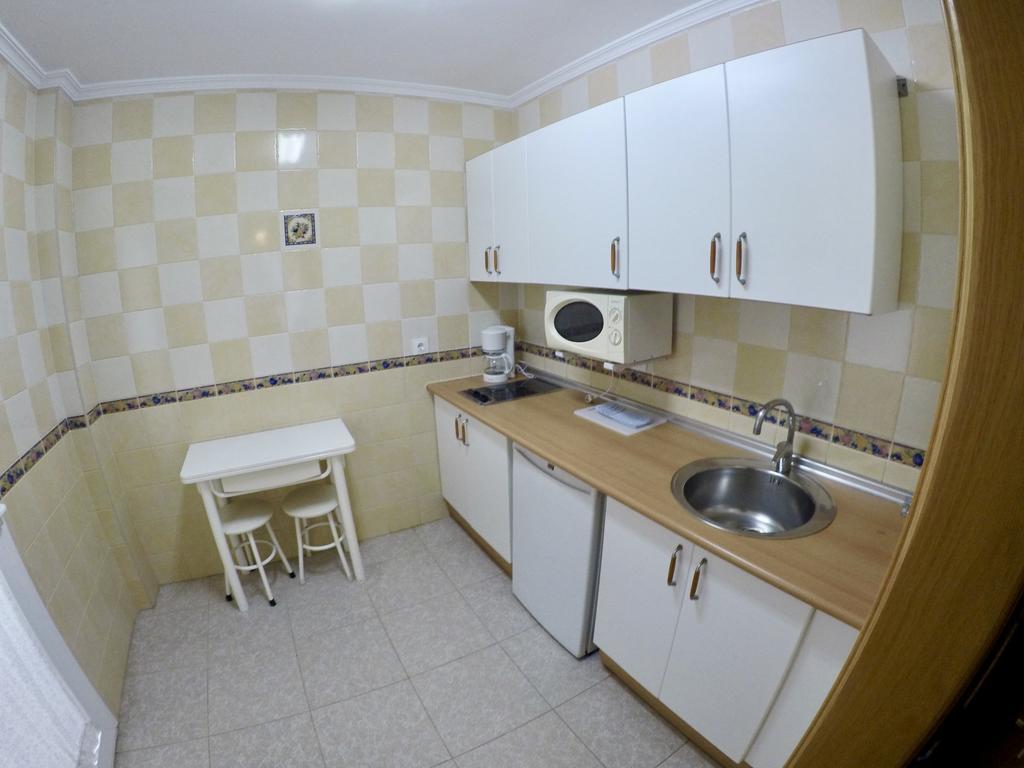 Apartamentos Nina De Oro Torremolinos Bagian luar foto
