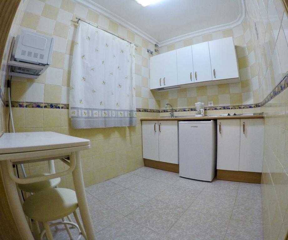 Apartamentos Nina De Oro Torremolinos Bagian luar foto
